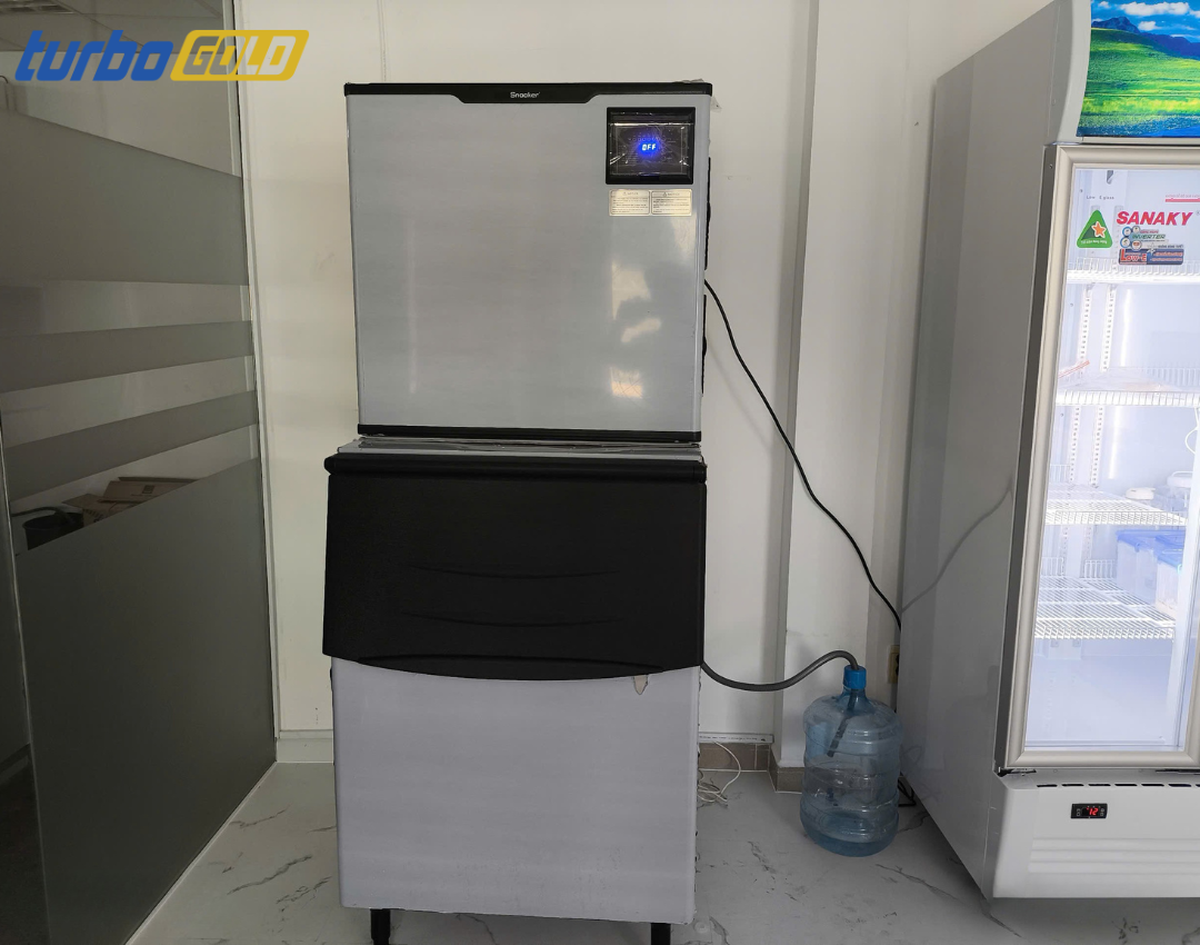 Máy làm đá turbogold mang đến nhiều tính năng và công nghệ làm đá hiện đại